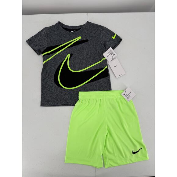 NWT Nike Boy's Kid's 4 Piece Set, Shorts & T-Shirt, Outfit, Size 6 - Picture 2 of 13
